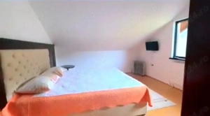 Proprietar ,Vand Vila linga Durau ,2200 mp teren ,129.000 Euro neg  - imagine 4