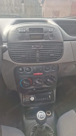Fiat Punto II, 1.2 16V HLX (ELX), benzină   2001 - imagine 5