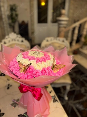 Buchet de trandafiri din sapun  - imagine 2