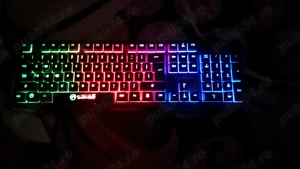 Vând tastatură Marvo Scorpion cu iluminare LED foarte atractivă RGB 