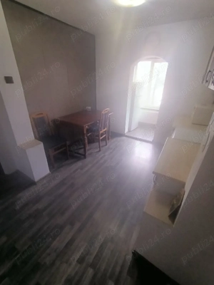 Lipovei,1 km si ceva de Mall,Cu Centrală Proprie,Decomandat,Etaj 1,Liber,300 E - imagine 14