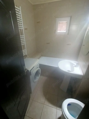 Lipovei,1 km si ceva de Mall,Cu Centrală Proprie,Decomandat,Etaj 1,Liber,300 E - imagine 10