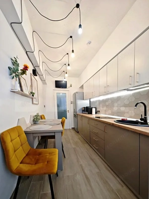 Apartament 2 Camere | View Superb | Etaj 10 | Mobilat și Finisat Lux - imagine 2