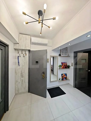 Apartament 2 Camere | View Superb | Etaj 10 | Mobilat și Finisat Lux - imagine 6