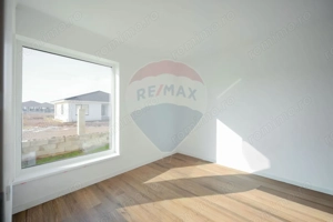 Casă pe nivel de vânzare cu 3 dormitoare, 500 mp teren – Sântandrei - imagine 7