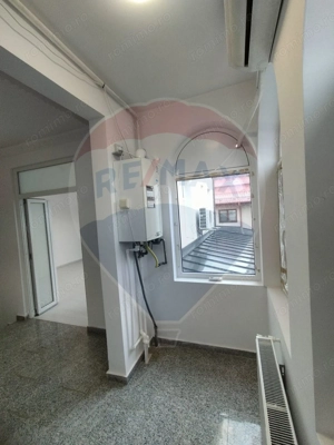 Spațiu de birouri central - Vilă 323 mp - Ideal sediu firmă / clinica - imagine 15