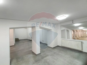 Spațiu de birouri central - Vilă 323 mp - Ideal sediu firmă / clinica - imagine 3