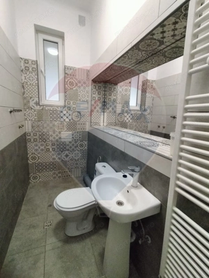 Spațiu de birouri central - Vilă 323 mp - Ideal sediu firmă / clinica - imagine 8