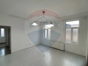 Spațiu de birouri central - Vilă 323 mp - Ideal sediu firmă / clinica - imagine 14