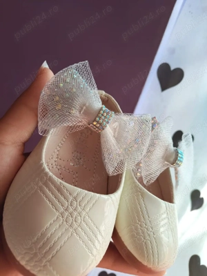 Sandale cu fundiță superbe - imagine 4