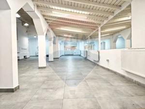 Casă / Vilă cu 6 camere de închiriat în zona Dacia - imagine 2