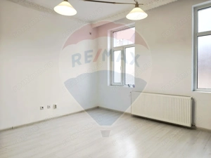 Casă / Vilă cu 6 camere de închiriat în zona Dacia - imagine 3