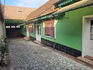 Vand casa in Ciclova Româna - imagine 2