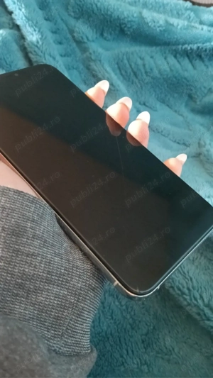 vand iPhone Xs Max URGENT!!!!