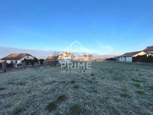 Teren intravilan de vânzare | 930mp | Ciugud - imagine 2
