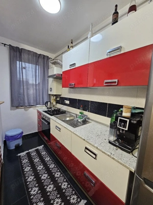 închiriez apartament zona facultatea de Nord - imagine 6