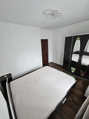 închiriez apartament zona facultatea de Nord - imagine 5