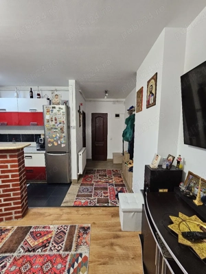 închiriez apartament zona facultatea de Nord - imagine 9
