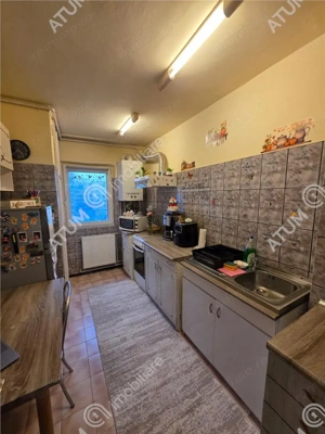 Apartament cu 3 camere decoamndate in zona Valea Aurie din Sibiu - imagine 6