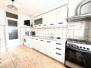 Apartament 2 camere, 47 mp utili, decomandat - zona Aradului - imagine 3