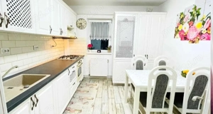  Apartament cu 3 camere, zona Casa Tineretului etaj 2