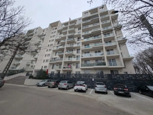 Apartament de închiriat 2 camere White Tower, parcare subterana inclusa in pret