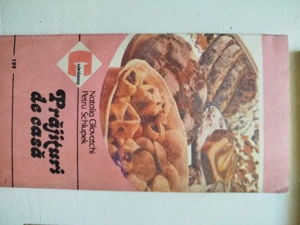 carti vechi de vanzare 