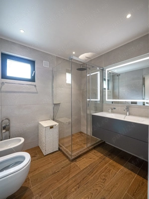 O proprietate magnifica cu gradina in Cartierul Francez - imagine 19