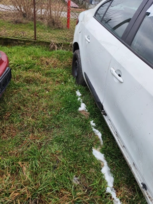 Dezmembrez Renault Fluence 2013 1.6 Benzina