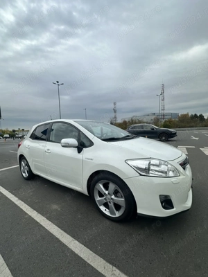 Toyota Auris Hybrid - imagine 7