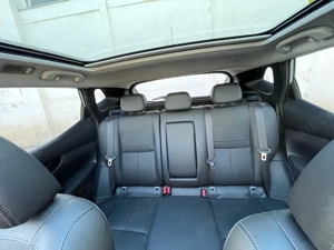 Nissan Qashqai Tekna 1.6 dCi 4x4 - imagine 3