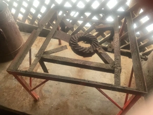 De vanzare unelte apicole