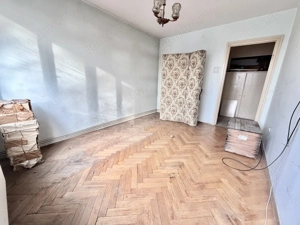 Vand 2 cam Libertatii confort 1 etaj 2