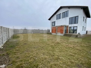 Duplex 334mp, teren 611mp, Moșnița Veche, oportunitate dezvoltare/investiție - imagine 2