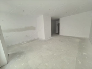 Piata Verde! 2 Cam! 53 mp! Et 3! Lift! 132.000 Euro!  - imagine 4