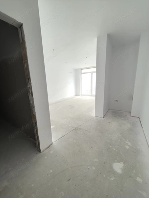 Piata Verde! 2 Cam! 53 mp! Et 3! Lift! 132.000 Euro!  - imagine 6