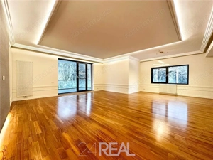 Apartament 4 camere decomandat in Ansamblul Washington” - imagine 2