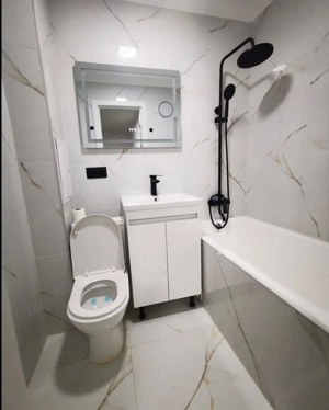 Garsoniera de Vanzare in Piata Sudului aproape de metrou.