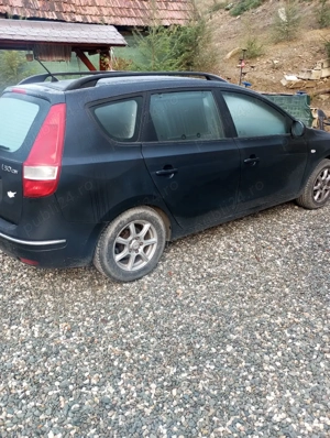 De vânzare Hyundai i30 mașină în bună stare de funcționare, benzina și GPL . - imagine 2