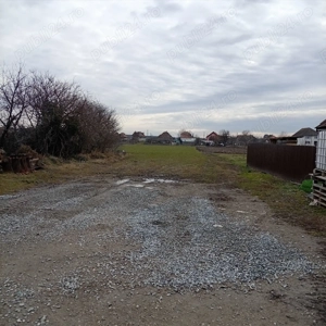 Teren intravilan -pret imbatabil -25 euro mp - imagine 3