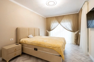 Casa lux Santandrei 3 dormitoare 2 bai 2 terase 2 bucatarii - imagine 5