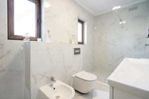 Casa lux Santandrei 3 dormitoare 2 bai 2 terase 2 bucatarii - imagine 8