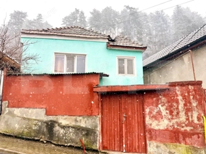 Casa de locuit,gata de mutare,teren 318 mp,Cugir