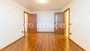 Apartament doua camere semidecomandat Bd Saturn - imagine 20