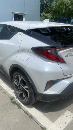 Toyota CH-R Hibrid 2023 - imagine 9