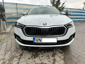 Skoda Octavia Combi 2  km   1.5 TSI   Manual   Ambition