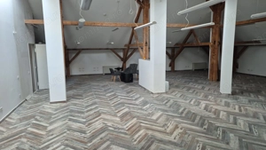 De inchiriat spatiu pentru birouri, mansarda, 190 mp, cladire istorica renovata in zona P-ta Unirii
