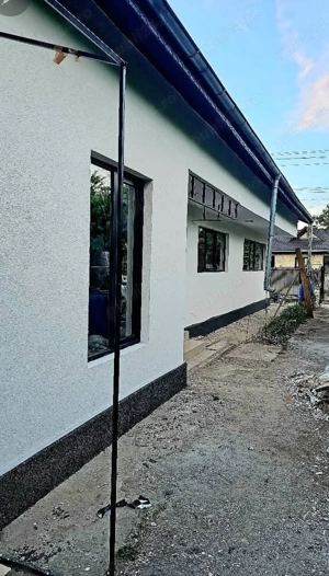Casa la curte, Comuna Gherăseni jud. Buzău Preț in   - imagine 5