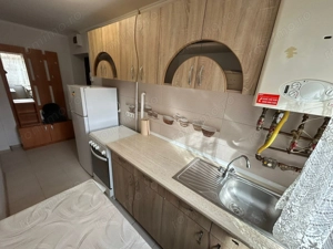 Apartament 2 camere, etaj 1 - Cugir - imagine 6