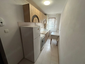 Apartament 2 camere, etaj 1 - Cugir - imagine 5